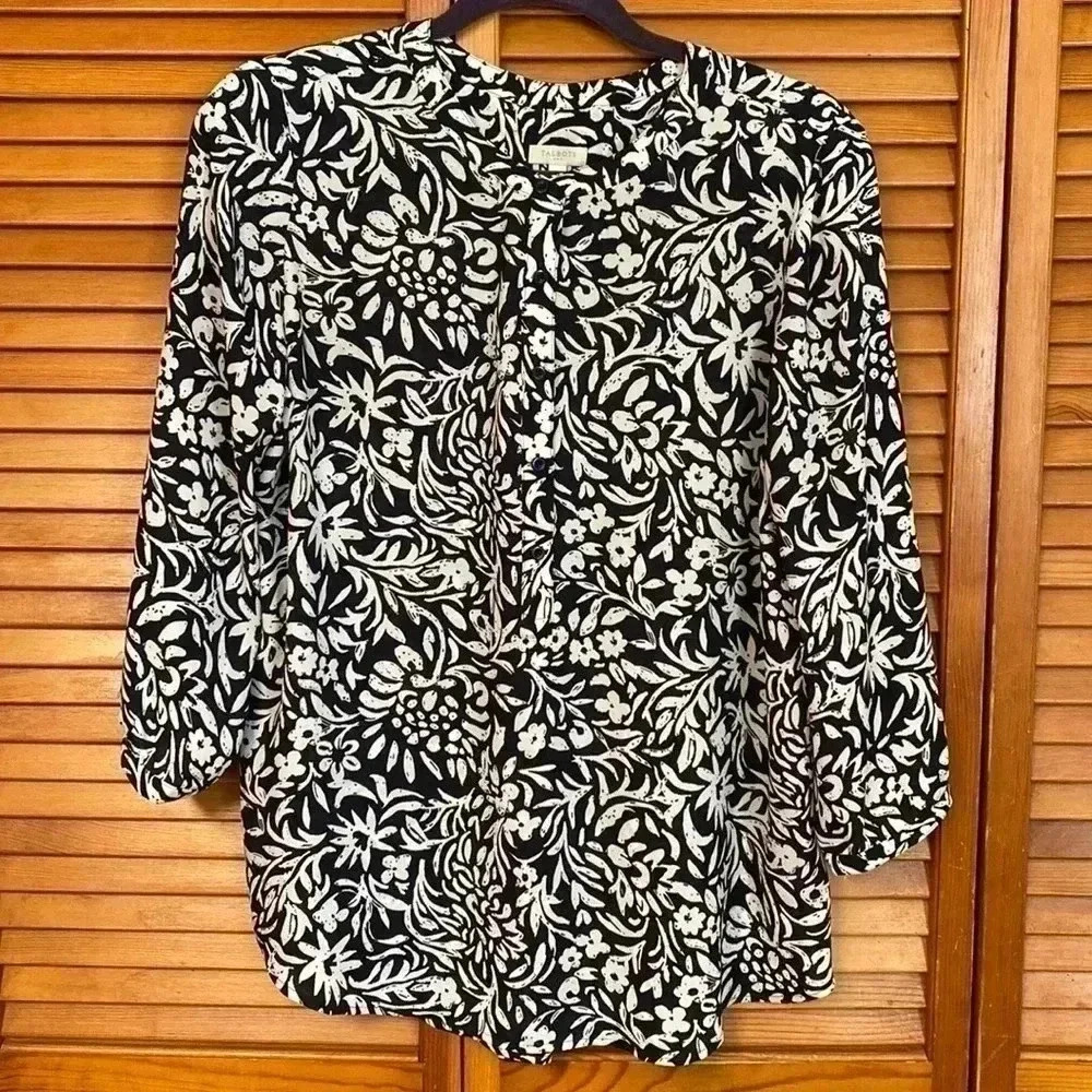 Talbots Black & White Print Blouse Shirt Size Small
